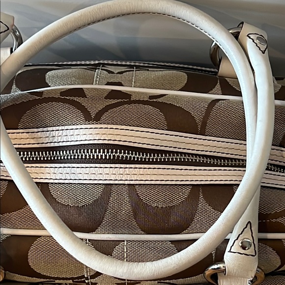 Rare!!! Coach Brown and Cream Signature Bag - Picture 6 of 10